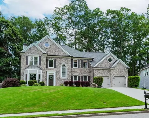 2115 Bentbrooke Trl, Lawrenceville, GA 30043
