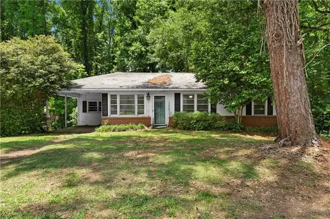 31 Belmont Cir, Newnan, GA 30263