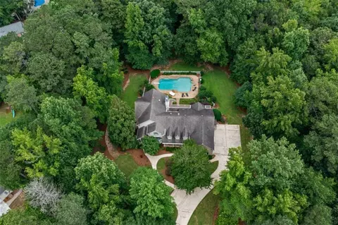 140 Silvermere, Fayetteville, GA 30215