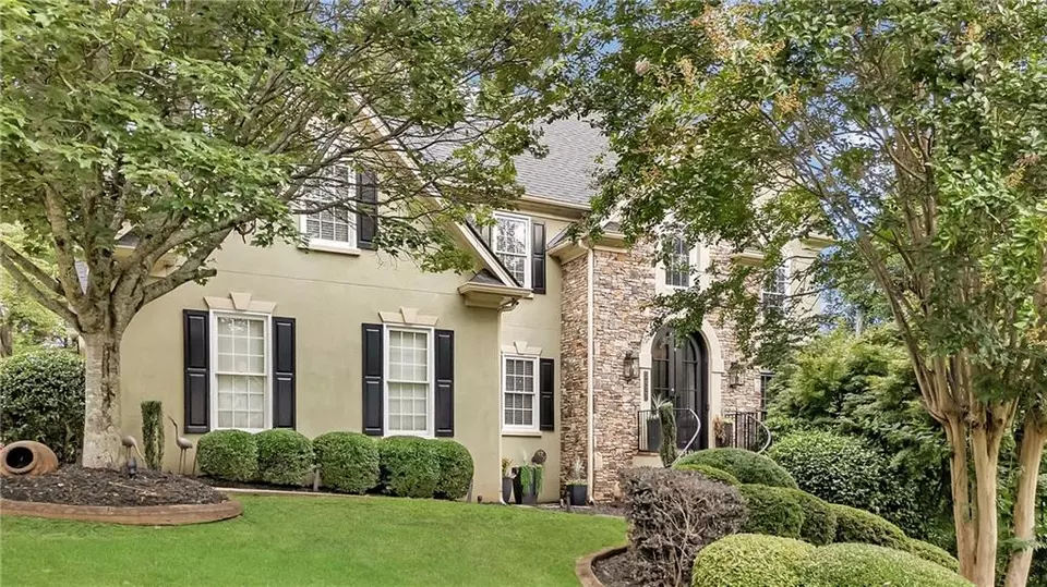 Exterior - 2455 Stonevalley Ln, Cumming, GA 30041 photo 1 of 13