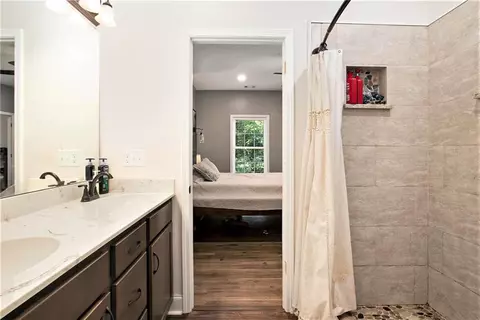 1016 Lord Rd, Commerce, GA 30530 photo 17