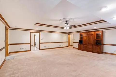 Living - 402 Clyde Ct, Mcdonough, GA 30252 photo 5 of 14