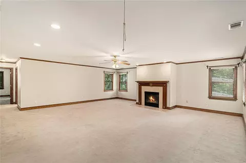 Living - 402 Clyde Ct, Mcdonough, GA 30252 photo 8 of 14