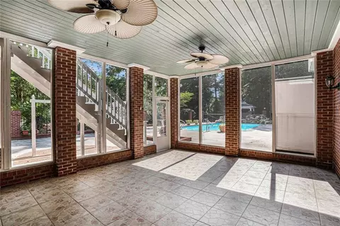 Exterior - 402 Clyde Ct, Mcdonough, GA 30252 photo 6 of 28