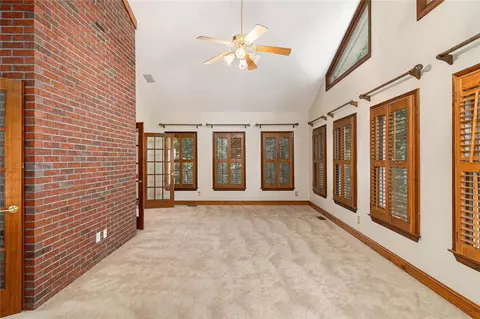 Living - 402 Clyde Ct, Mcdonough, GA 30252 photo 4 of 14