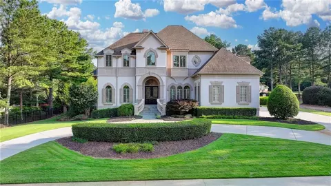 8455 Abingdon Ln, Duluth, GA 30097 photo 3