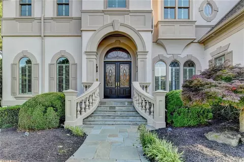 8455 Abingdon Ln, Duluth, GA 30097 photo 6