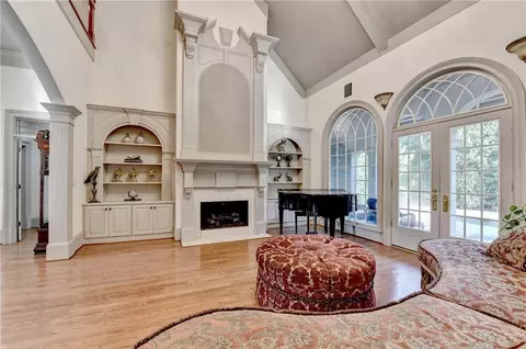 8455 Abingdon Ln, Duluth, GA 30097 photo 17