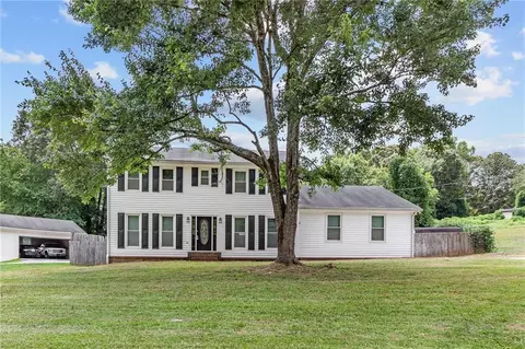 4121 S Fork Dr, Snellville, GA 30039