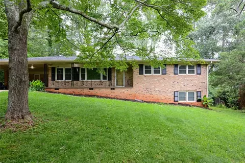 4852 Pine Shadows Dr, Stone Mountain, GA 30088