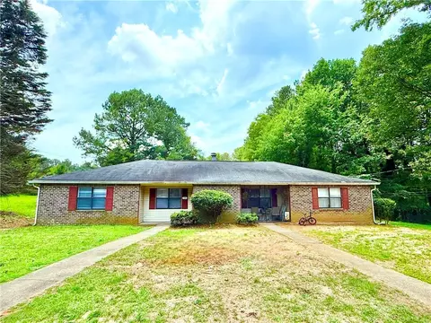 3266 Sarah Lou Dr, Snellville, GA 30078