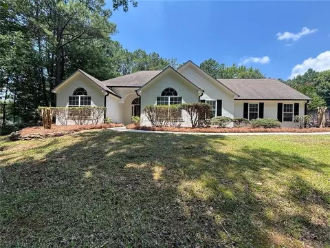 12 Barrington Ct, Sharpsburg, GA 30277
