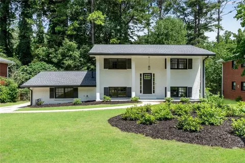 2550 Laurel Ridge Dr, Decatur, GA 30033