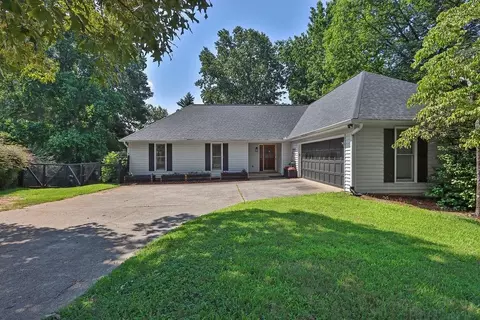 5209 Lanton Dr, Gainesville, GA 30504