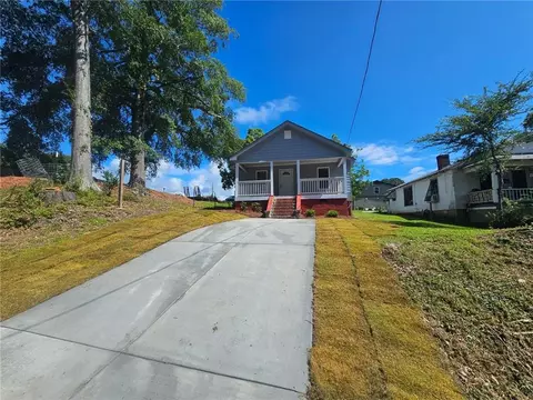 476 W Franklin St, Toccoa, GA 30577
