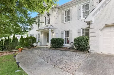 7045 Hunters Knl NE, Sandy Springs, GA 30328