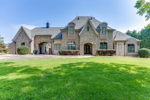 2871 Hosch Valley Rd, Buford, GA 30519