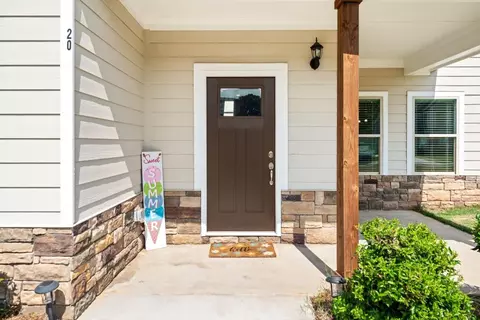 Exterior - 20 Webb Ct, Jefferson, GA 30549 photo 4 of 8