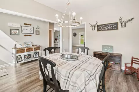 Dining - 20 Webb Ct, Jefferson, GA 30549 photo 1 of 2
