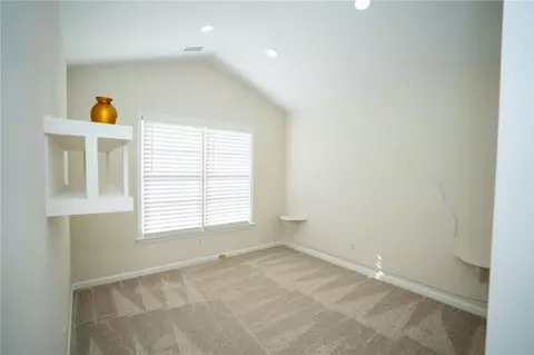 Bedroom - 10770 Glenhurst Pass, Duluth, GA 30097 photo 6 of 9