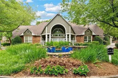 539 Mcgill Park Ave NE, Atlanta, GA 30312