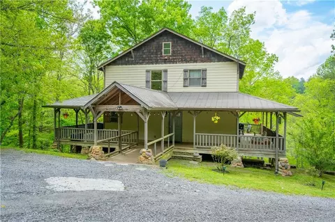 361 Meadow Ln, Talking Rock, GA 30175