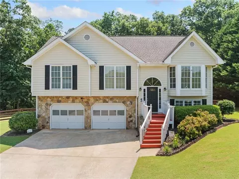 2355 Woodland Hills Dr, Cumming, GA 30040