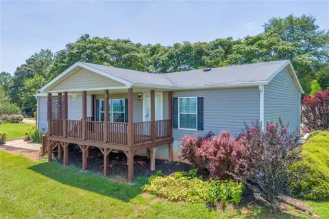 1668 Plainview Rd, Maysville, GA 30558