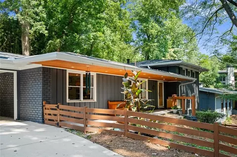 3223 Embry Cir, Atlanta, GA 30341