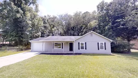 3136 Palomino Dr, Powder Springs, GA 30127