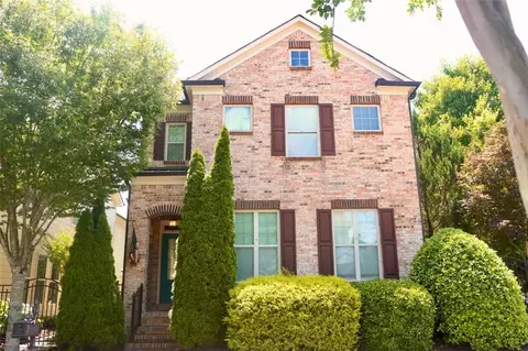 7825 Crownpoint Dr, Alpharetta, GA 30005