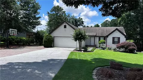 1570 Cedars Rd, Lawrenceville, GA 30045