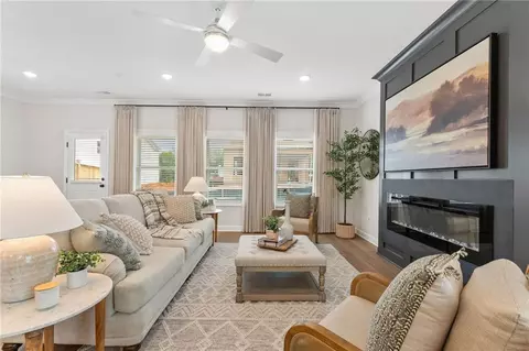 229 Dahlia Dr, Woodstock, GA 30188