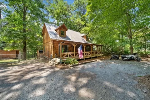 922 Jones Mill Rd, Cartersville, GA 30120