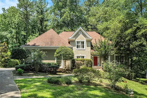 2695 Moon Cabin Dr, Powder Springs, GA 30127