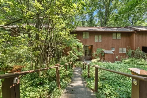 1677 Terrell Ridge Dr SE, Marietta, GA 30067
