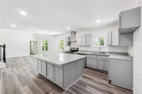 Kitchen - 1196 Mcclain Mountain Rd, Jasper, GA 30143 photo 2 of 3