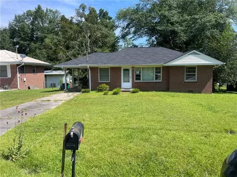 221 James St, Winder, GA 30680