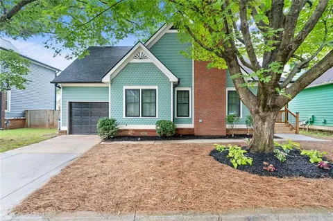945 Oak St SW, Atlanta, GA 30310