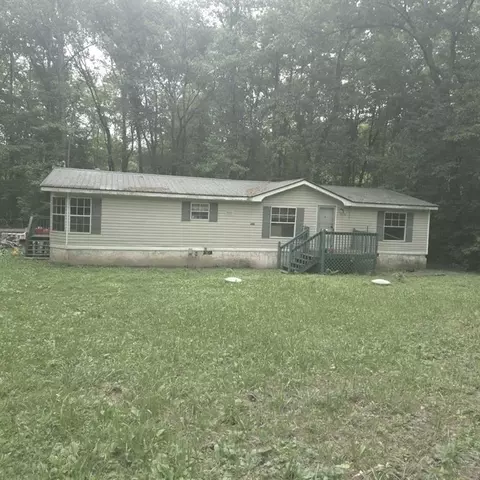 112 Johns Cir, Ellijay, GA 30540