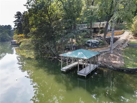 1241 Blue Heron Dr, Monticello, GA 31064