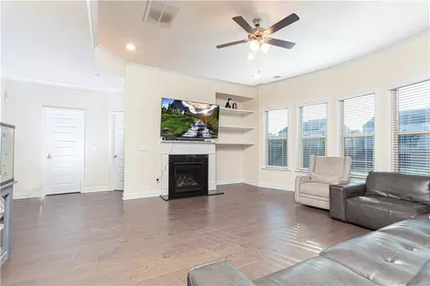 Living - 905 Eldridge Rd, Hampton, GA 30228 photo 1 of 3