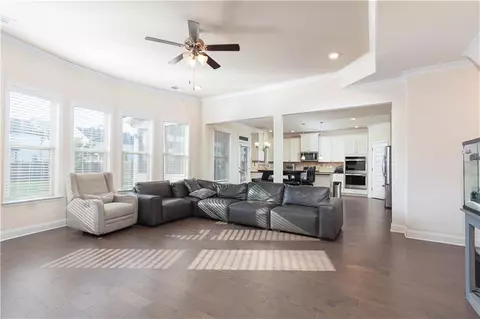 Living - 905 Eldridge Rd, Hampton, GA 30228 photo 2 of 3