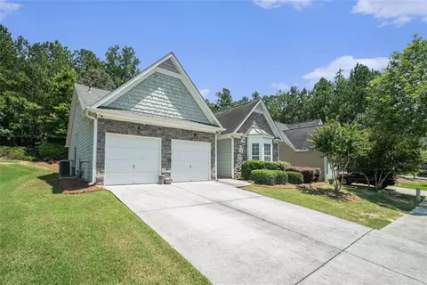 1856 Temple Park Dr, Loganville, GA 30052