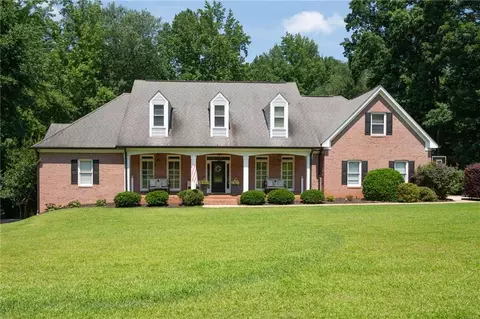 1642 Reflections Trl, Powder Springs, GA 30127