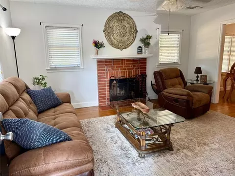 Living - 708 E Church St, Monroe, GA 30655 photo 1 of 3
