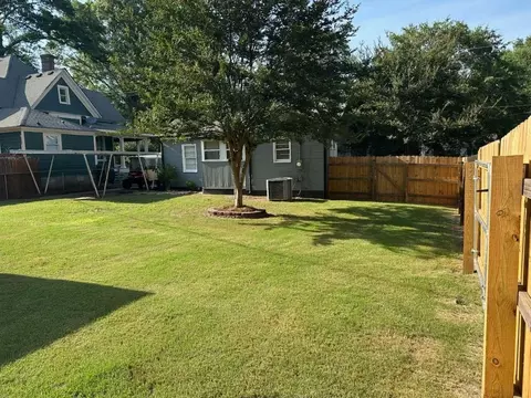 Exterior - 708 E Church St, Monroe, GA 30655 photo 3 of 6