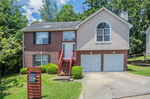 999 Brecken Ln, Lithonia, GA 30058