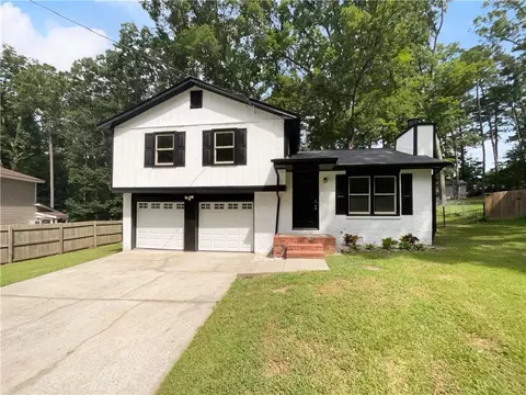 3867 Cherie Glen Rd, Snellville, GA 30039
