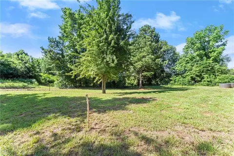 Exterior - 3645 Woods Bridge Rd, Commerce, GA 30529 photo 7 of 11